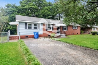 Building Photo - 2109 Gayley St