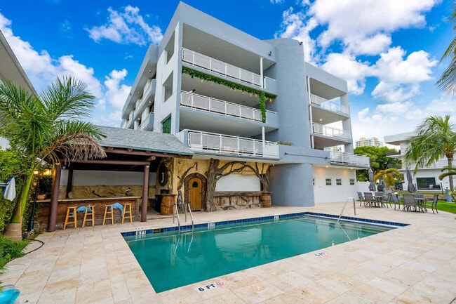 Building Photo - 468 Golden Isles Dr