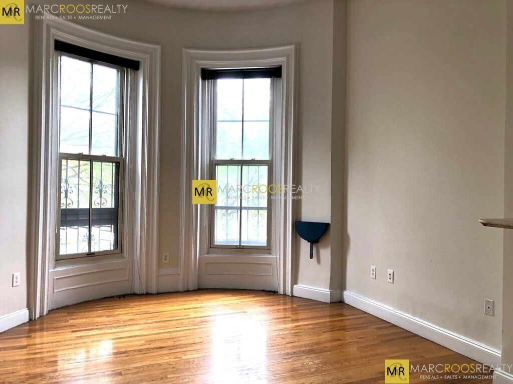 Building Photo - 678 Tremont St