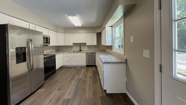 Building Photo - 11472 US-62