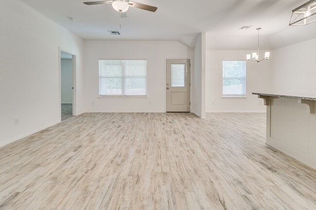 Building Photo - Brand New 4 Bed Home!