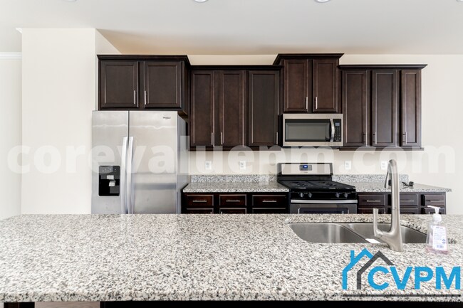 Building Photo - 1216 Acorn Ln