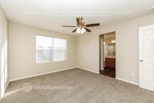 Building Photo - 882 Rancher Dr