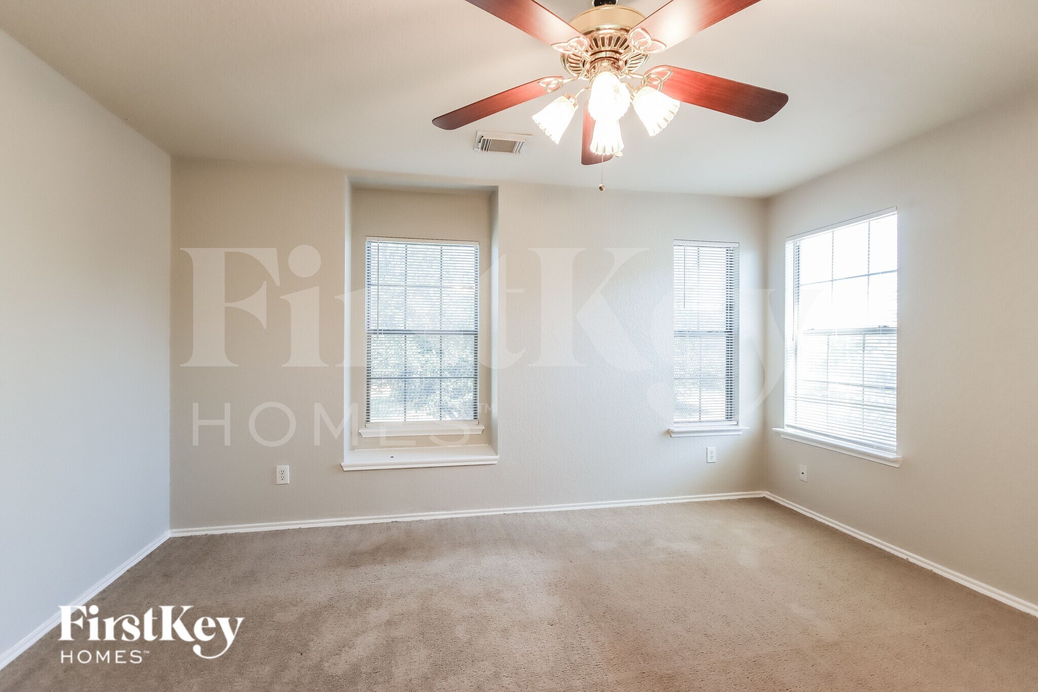 Building Photo - 6523 Fairbrook Park Ln