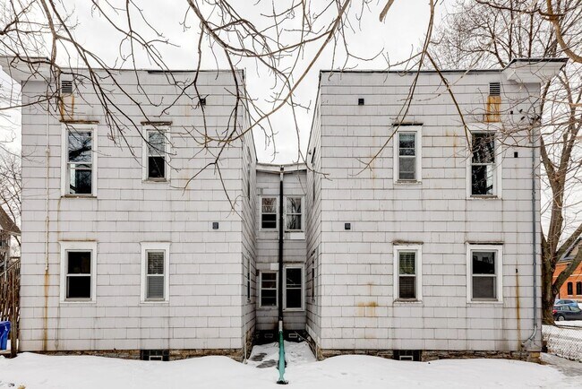Building Photo - 273 W Sturgis St