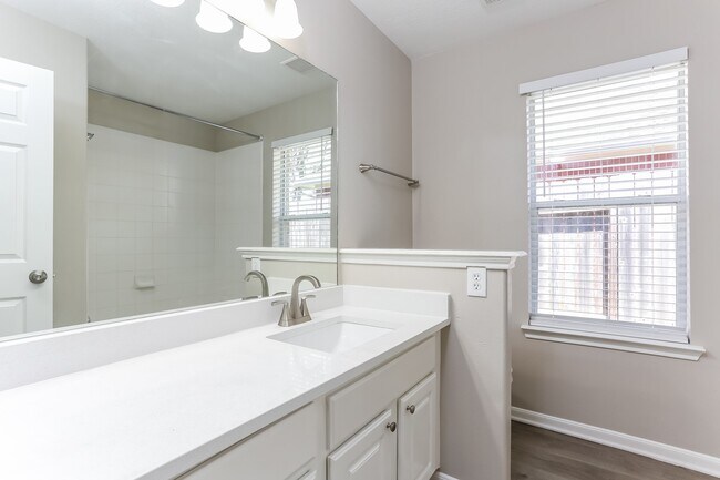 Building Photo - 13606 Caney Springs Ln