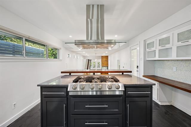 Building Photo - 9918 Coldwater Cir