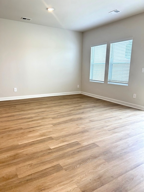 Building Photo - 105 Pleasure Ln