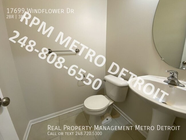 Building Photo - Beautiful Condo with Great Location,