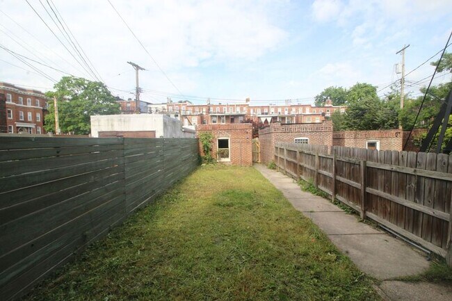 Building Photo - 3010 Guilford Ave