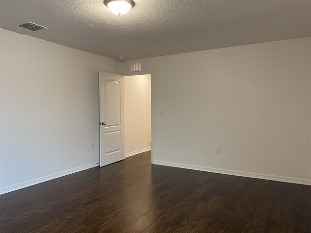 Building Photo - 1116 Brenton Leaf Dr