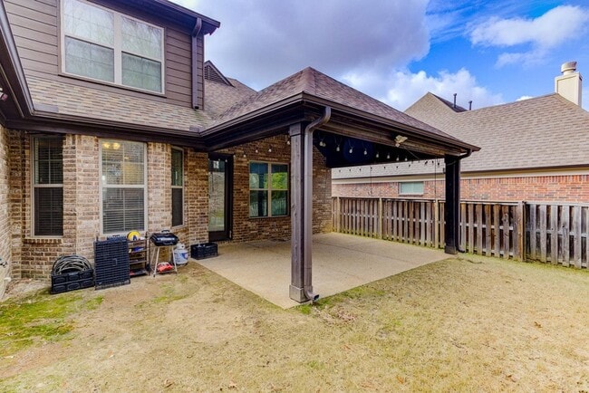 Building Photo - 8764 Brunswick Forest Dr