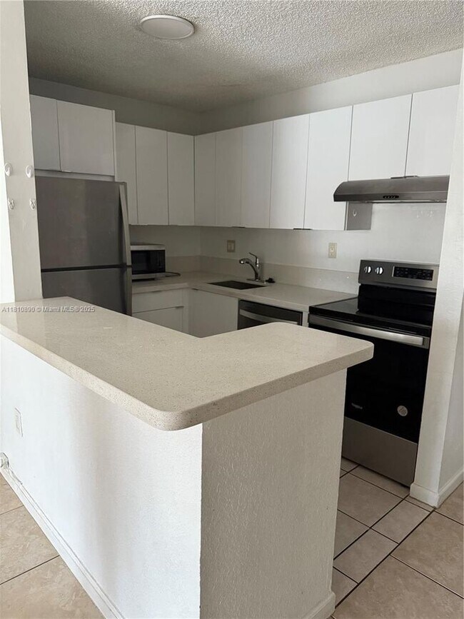 Building Photo - 15600 SW 80th St