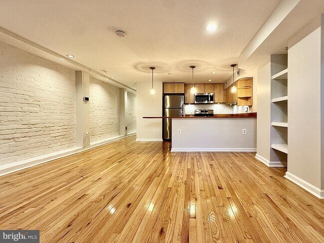 Building Photo - 2017 13th St NW