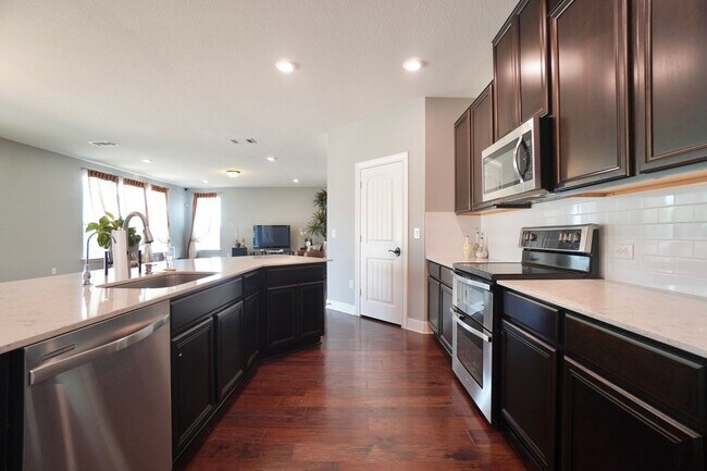 Building Photo - 7016 Lickeen Ct