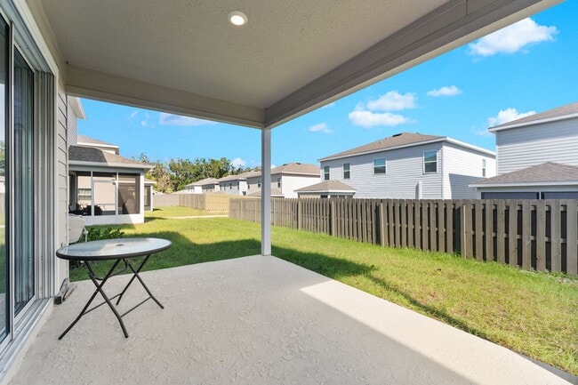 Building Photo - 1386 NW 132nd Cir