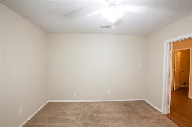 Building Photo - 1118 Water Oak Way