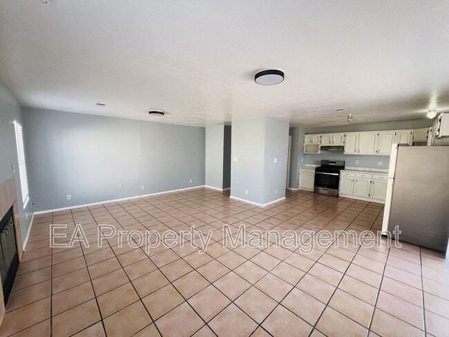 Building Photo - 1225 11th St SE