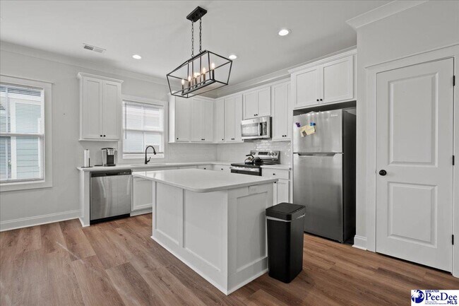 Building Photo - 451 Clark Branch Rd