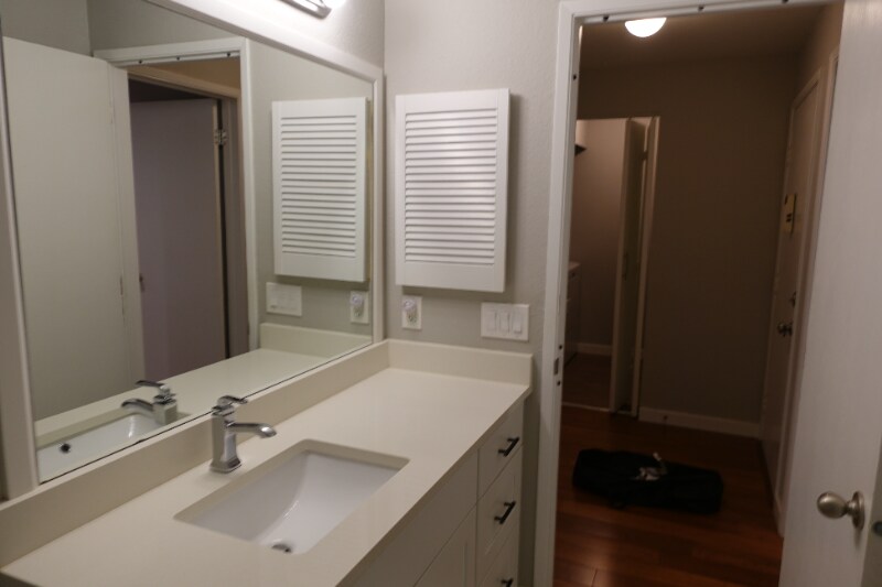 Building Photo - 14616 NE 44th St