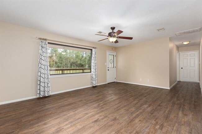 Building Photo - 9344 US-69