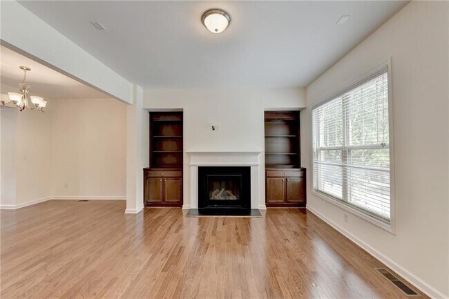 Building Photo - 3377 N Twin Alley