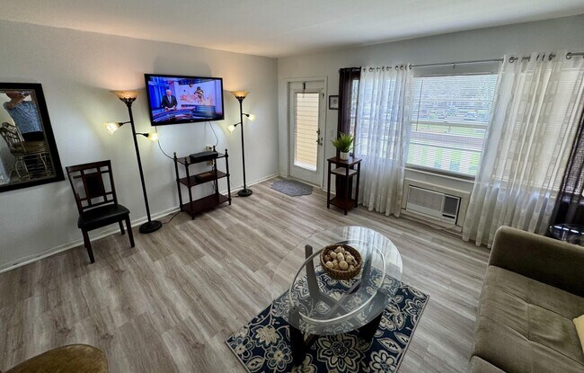Building Photo - 273 Mansfield G