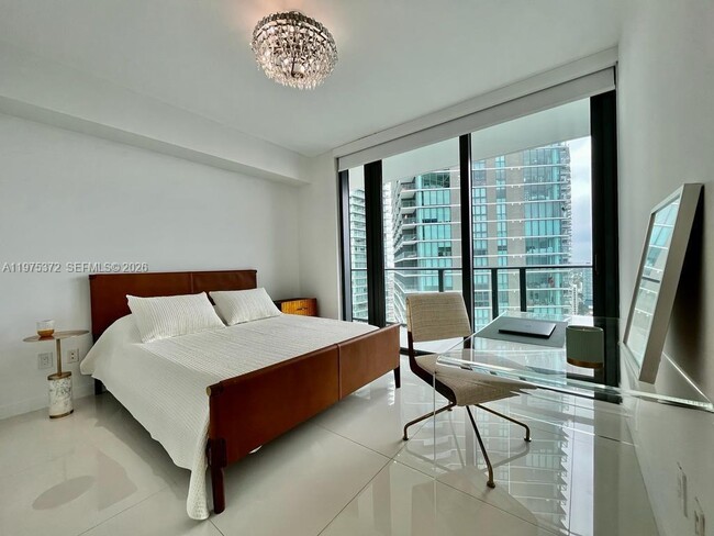 Building Photo - 3131 NE 7th Ave