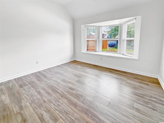 Building Photo - 605 Pheasant Knoll