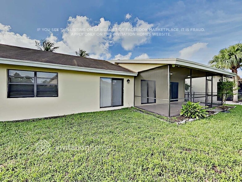 Building Photo - 8315 NW 80 St