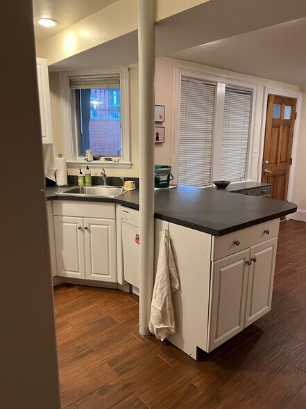 Building Photo - 20 Highland Ave