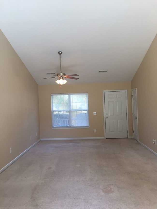 Building Photo - LENA SPRINGS ESTATES