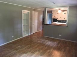 Living Room - 100 Marion Ct