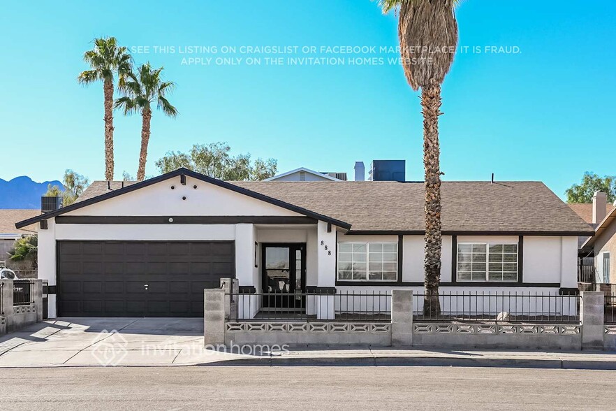 Primary Photo - 888 Scarlet Ave