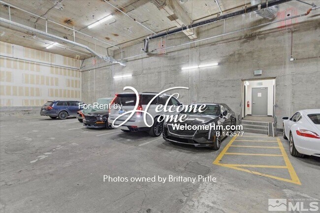 Building Photo - 255 N Sierra St