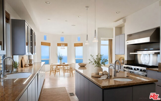 Building Photo - 3235 Rambla Pacifico St