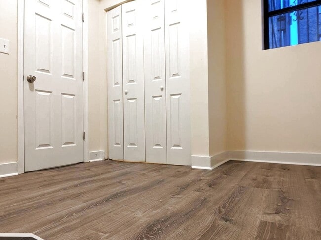 Building Photo - 1542 N Kedzie Ave