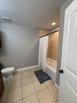 Building Photo - Amazing 4BR House with 3 Car Garage