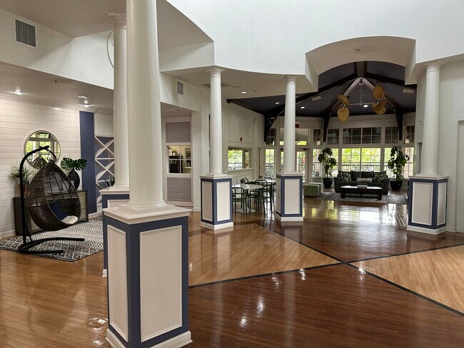 Building Photo - 13012 Arbor Isle Dr