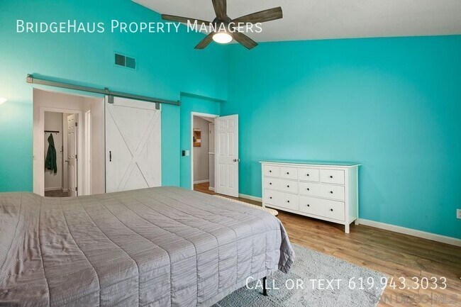 Building Photo - 5365 Aztec Dr