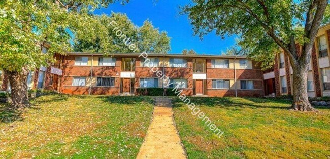 Primary Photo - *$200 Off 1st Months May Move In Special* ...