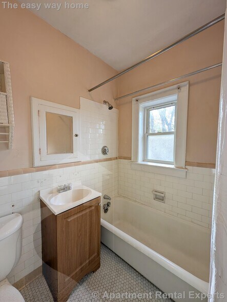 Building Photo - 4 Cogswell Ave