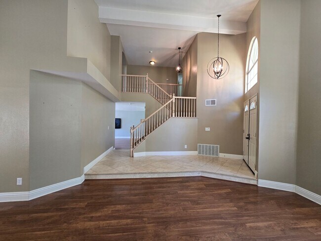 Building Photo - 2765 W Pondera St