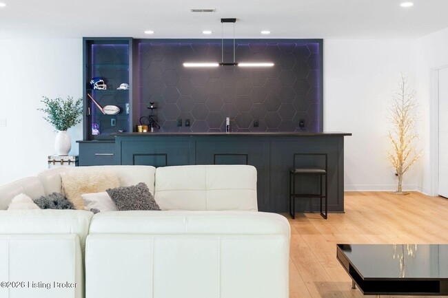 Building Photo - 14201 Reserves Cove Dr