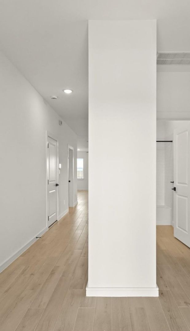 Building Photo - Newly constructed 3BR House beside Angel L...