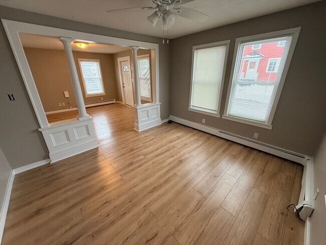 Building Photo - 100 Green St