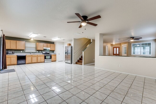 Building Photo - BEAUTIFUL 4-BEDROOM HOME NEAR UTSA
