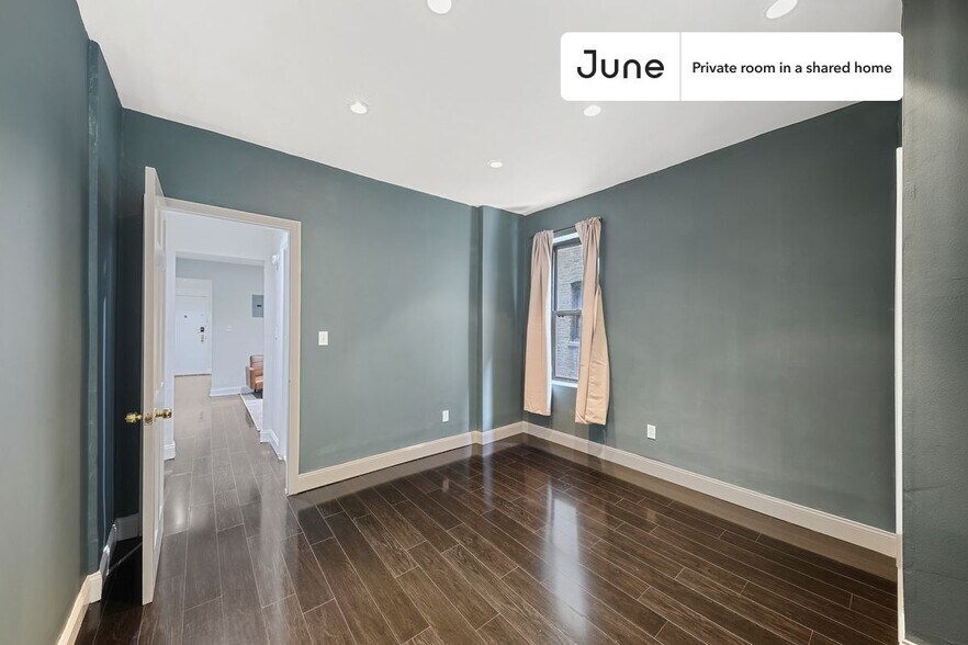 Building Photo - Room in Shared 2 bed/1 bath home in East Harlem