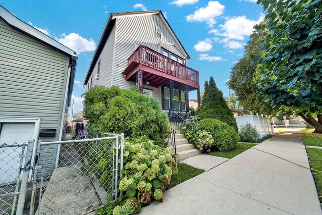 Building Photo - 3810 W 46th St