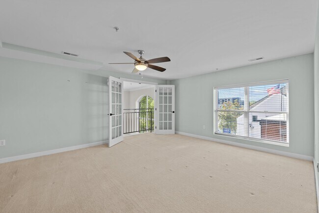 Building Photo - 200 S Dawson St